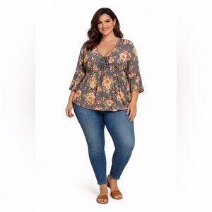 Torrid 1X Gray Floral Babydoll Blouse V-Neck Boho Romantic 100% Rayon Top